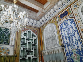 Hotel Zuxritdin with XIX century museum
